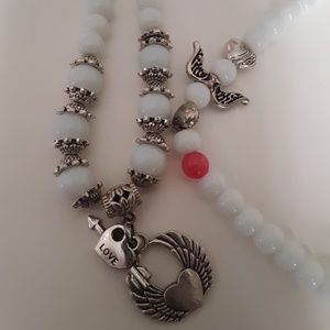 White n Red Glass Beads w Angel Wings & Love Hearts Charm Stretch Bracelet New
